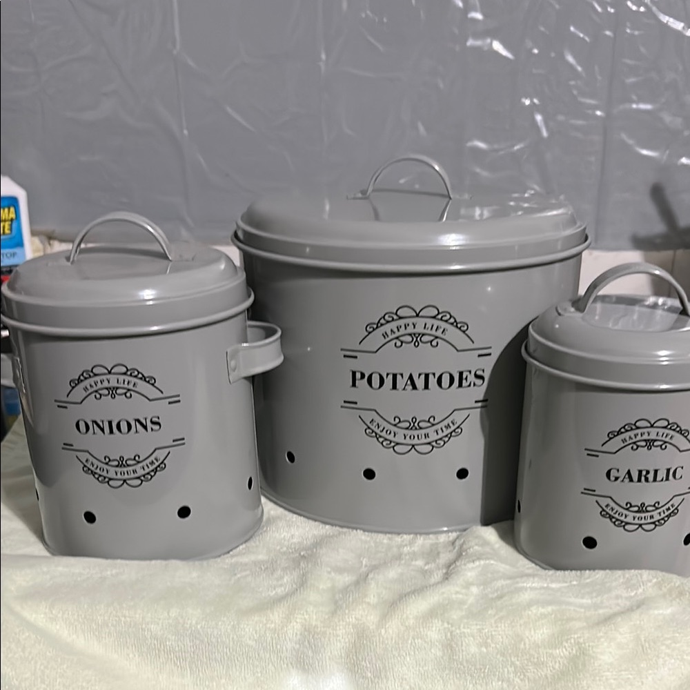 Gray Food Storage Canisters for Kitchen NWOT